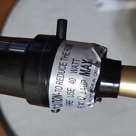 💋Lips Lamp - Picture 5 of 9